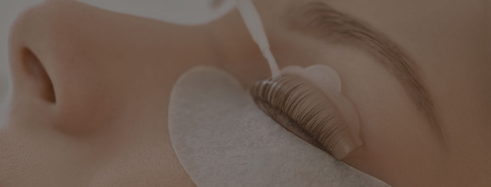 Rehaussement des cils près de Montpellier